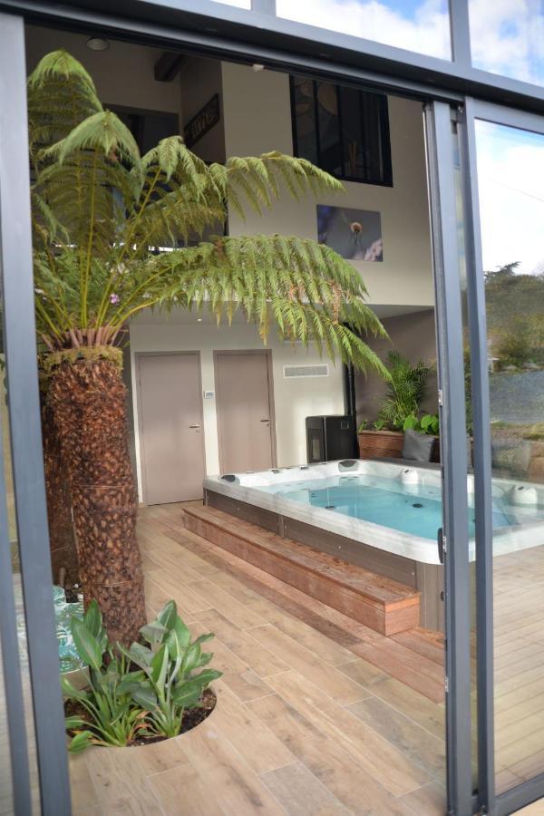 La grange de Tissey grand gîte avec spa et sauna Dragey-Ronthon Extérieur photo