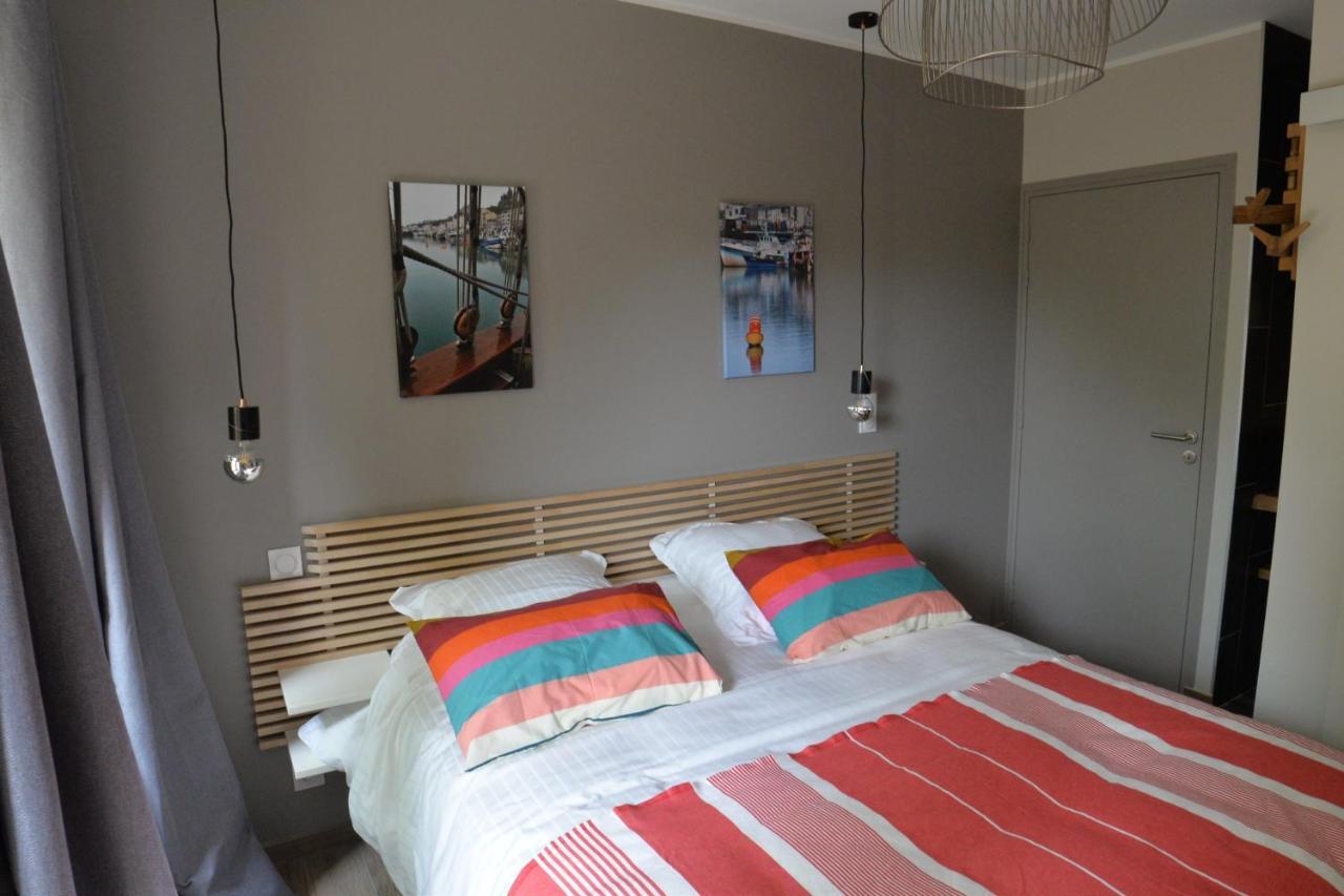 La grange de Tissey grand gîte avec spa et sauna Dragey-Ronthon Extérieur photo