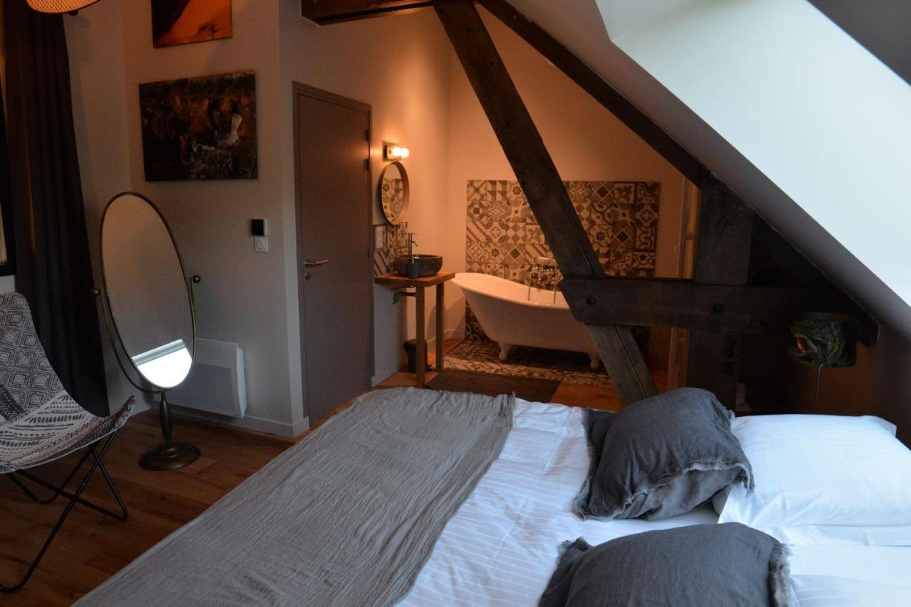 La grange de Tissey grand gîte avec spa et sauna Dragey-Ronthon Extérieur photo